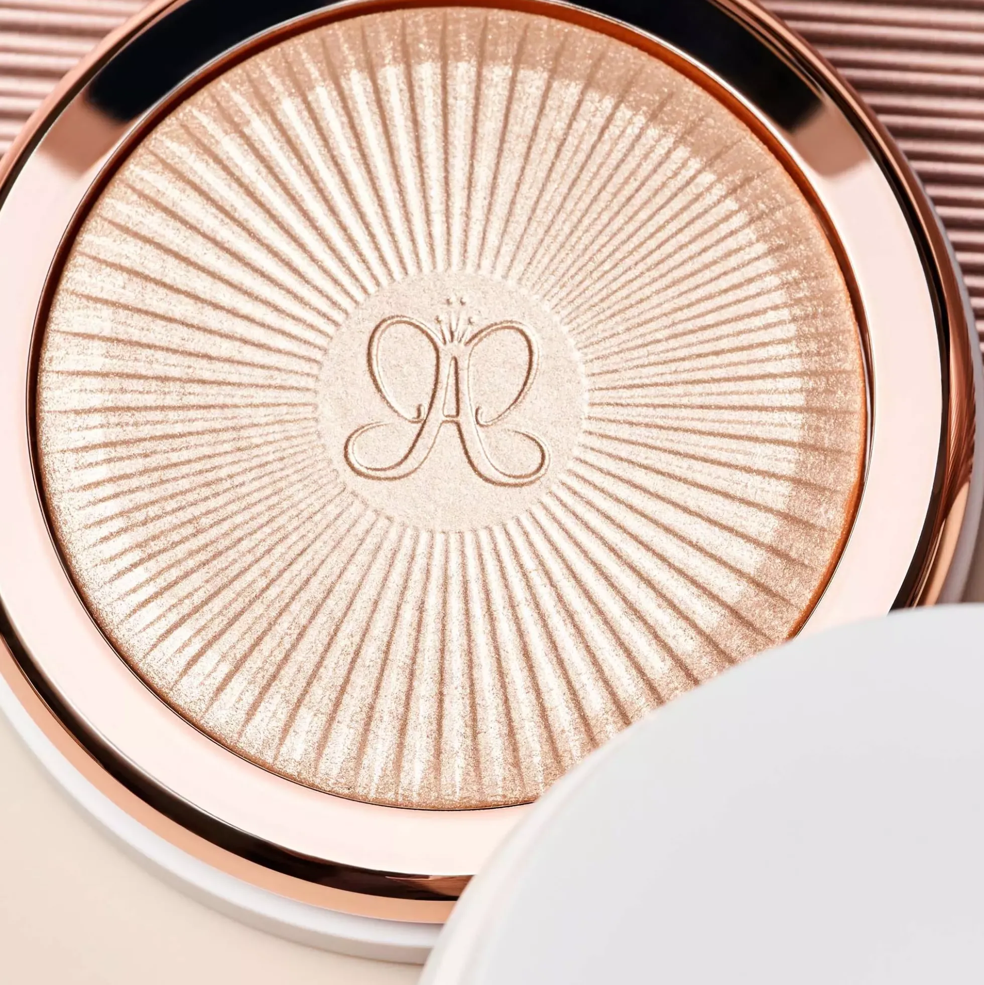 Anastasia Beverly Hills Glow Seeker Highlighter Sun Idol