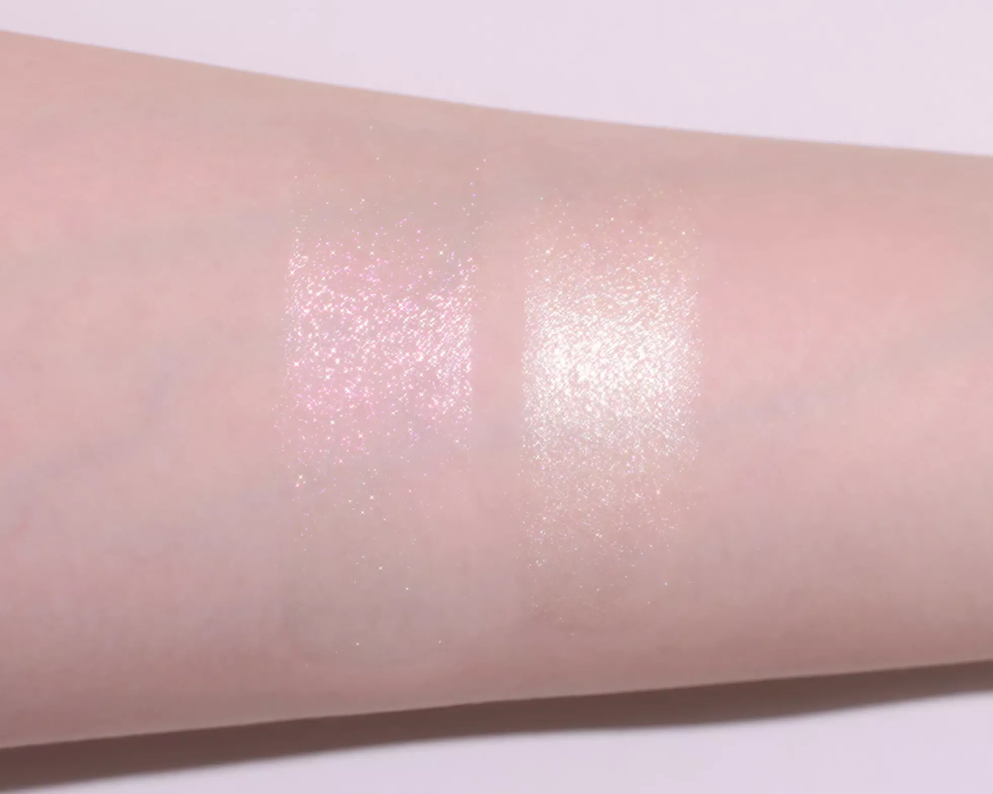 Banila Co Romantic Blush Highlighter 04 Fizz Layer