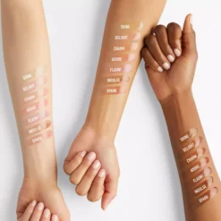 bareMinerals Nourishing Lip Oil Charm