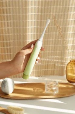 Be Lucent Prism Electric Sonic Toothbrush Mint