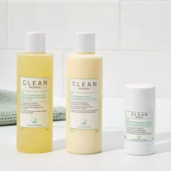 CLEANReserve Kakadu Plum Brightening Deostick 56 g