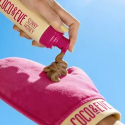 Coco & Eve Velvet Self Tan Application Mitt