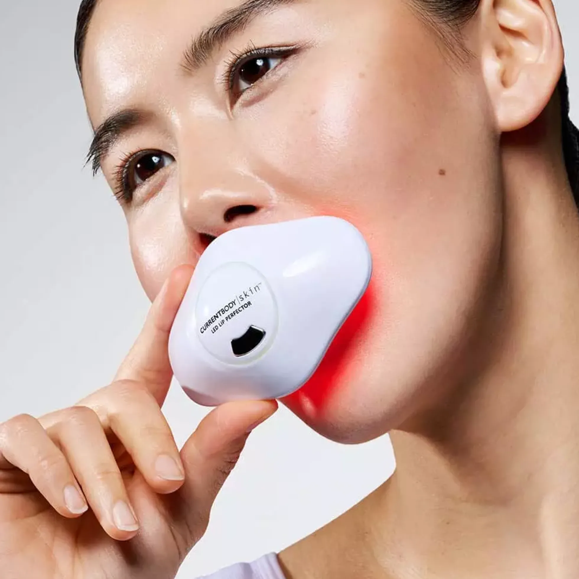 CurrentBody Skin LED Lip Perfector