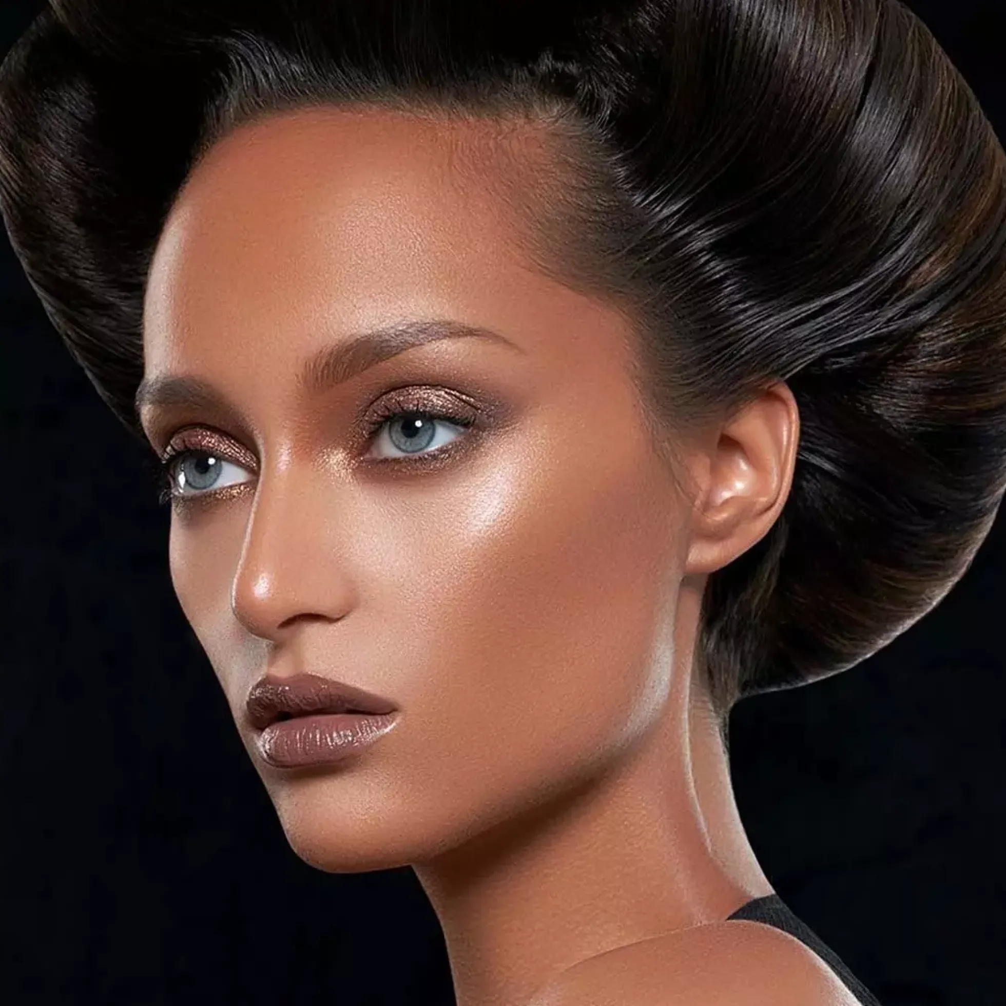 Danessa Myricks Beauty Colorfix Metallics Goldmine