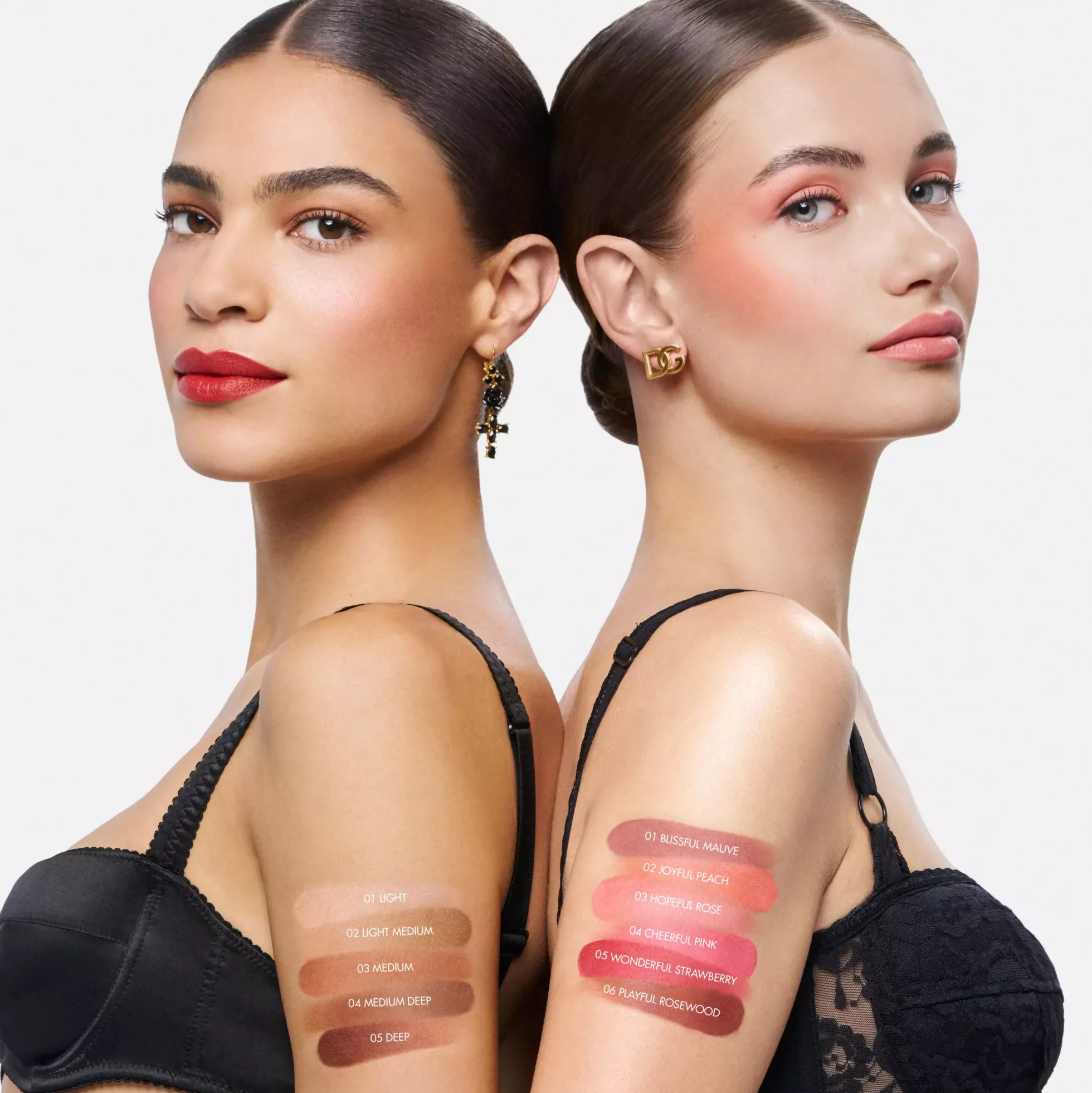 Dolce & GabbanaClassic Cheeks&Eyes Match Lasting Blush & Eyeshadow Powder 03 Hopeful Rose