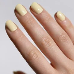 DUFFBEAUTY Instant Pro Press-On Manicure Butter Yellow Short Squoval