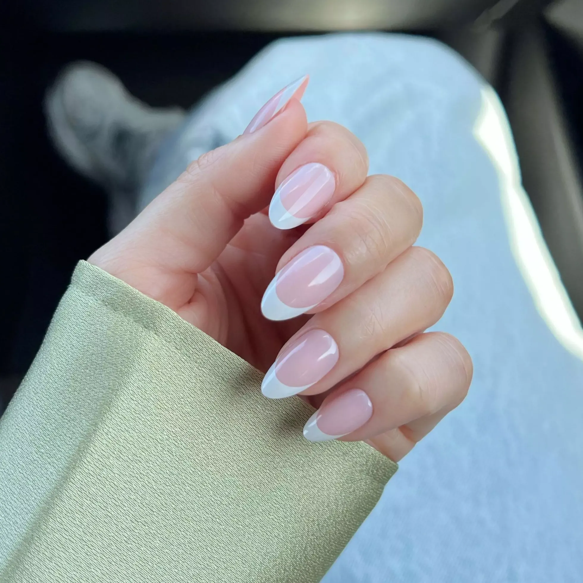 DUFFBEAUTY Instant Pro Press-On Manicure Classic French