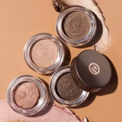 essence Cream Eyeshadow 02 Pearl
