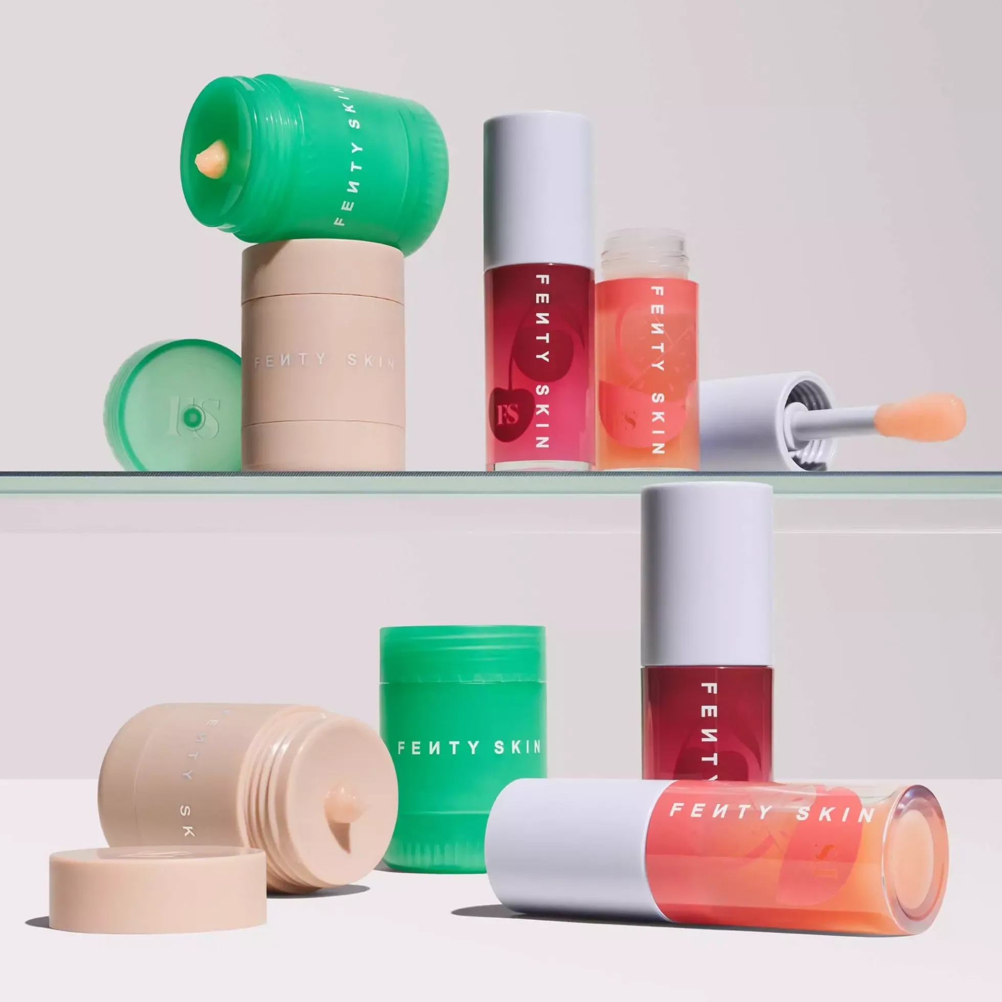 Fenty BeautyFenty Skin Treatz Hydrating + Strengthening Lip Oil Dragon Fruit