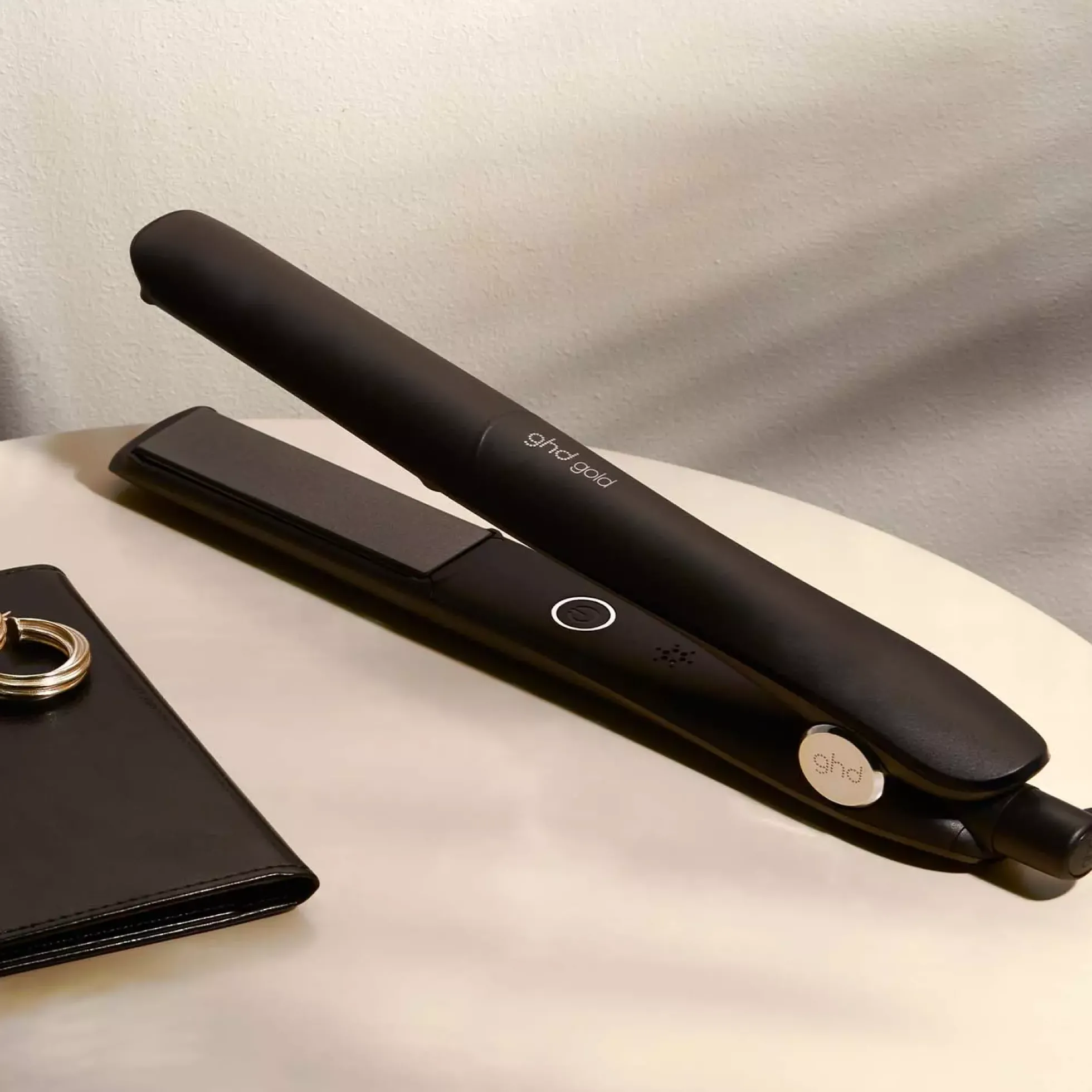 ghdGold® Hair Straightener Professional Styler