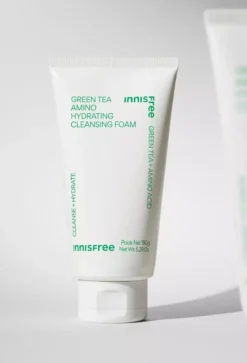 InnisfreeGreen Tea Amino Moisture Cleansing Foam 150 g