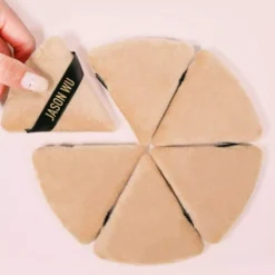 JASON WU BEAUTY Triangle Powder Puff