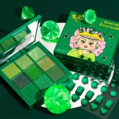 KimChi ChicJewel Collection Eyeshadow Palette 02 Emerald