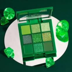 KimChi ChicJewel Collection Eyeshadow Palette 02 Emerald