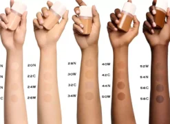 LancômeFace Idole Fond de Teint Skin Idôle 3 Serum Supertint 12N