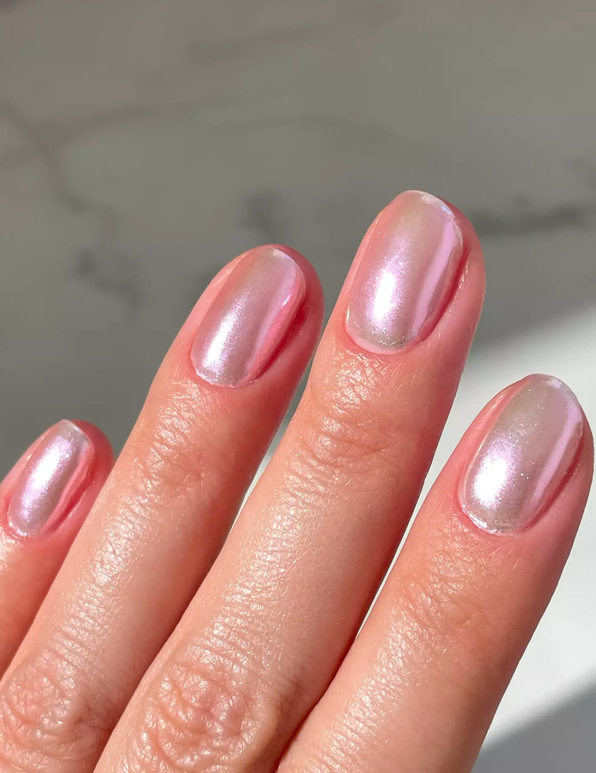 Le Mini MacaronStardust Collection Liquid Nail Powder Violet Frost