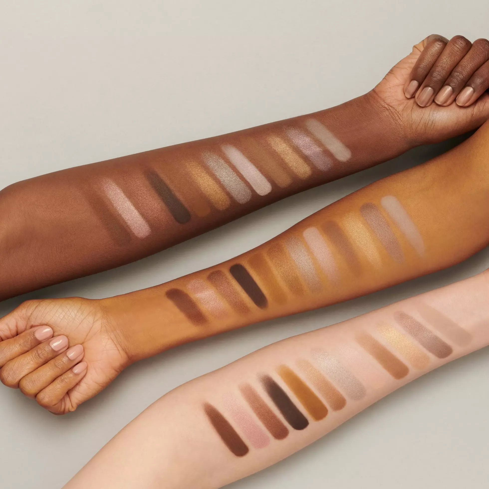 MAC Cosmetics Connect In Colour Eye Shadow Palette Unfiltered Nudes 12,2 g