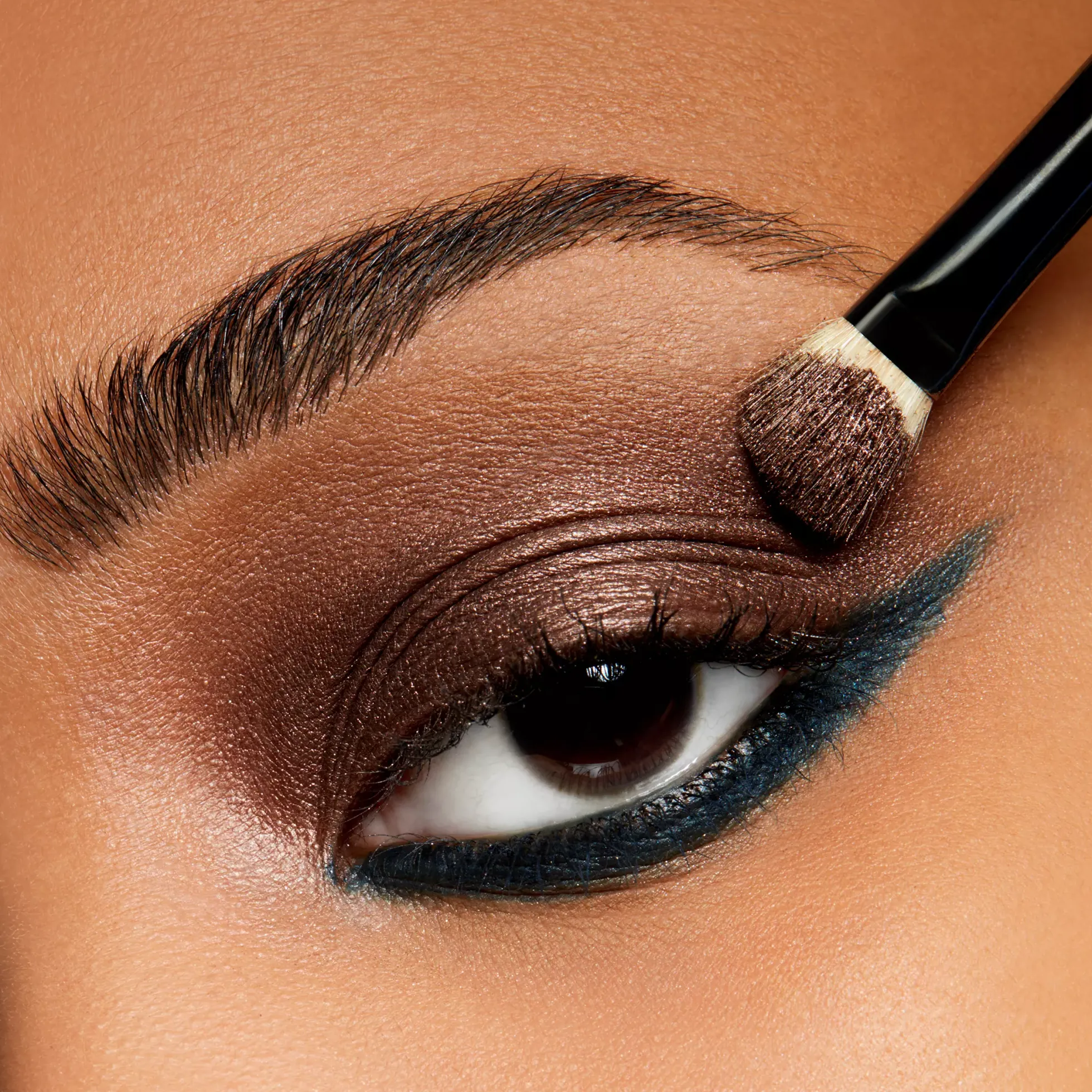 MAC Cosmetics Extra Dimension Single Eyeshadow Amorous Alloy