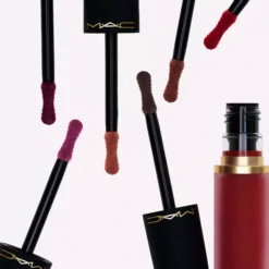 MAC CosmeticsPowder Kiss Lip + Cheek Mousse It's Personal