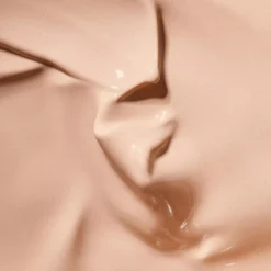 MádaraSkincare Anti-Pollution CC cream SPF 15 Light