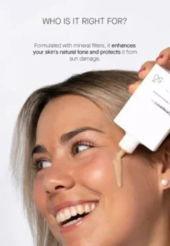 NICHE BEAUTY LABTransparent Lab Mineral Tinted Sunscreen Medium