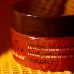 Nuxerêve de miel Deliciously Nourishing Body Scrub 175 ml
