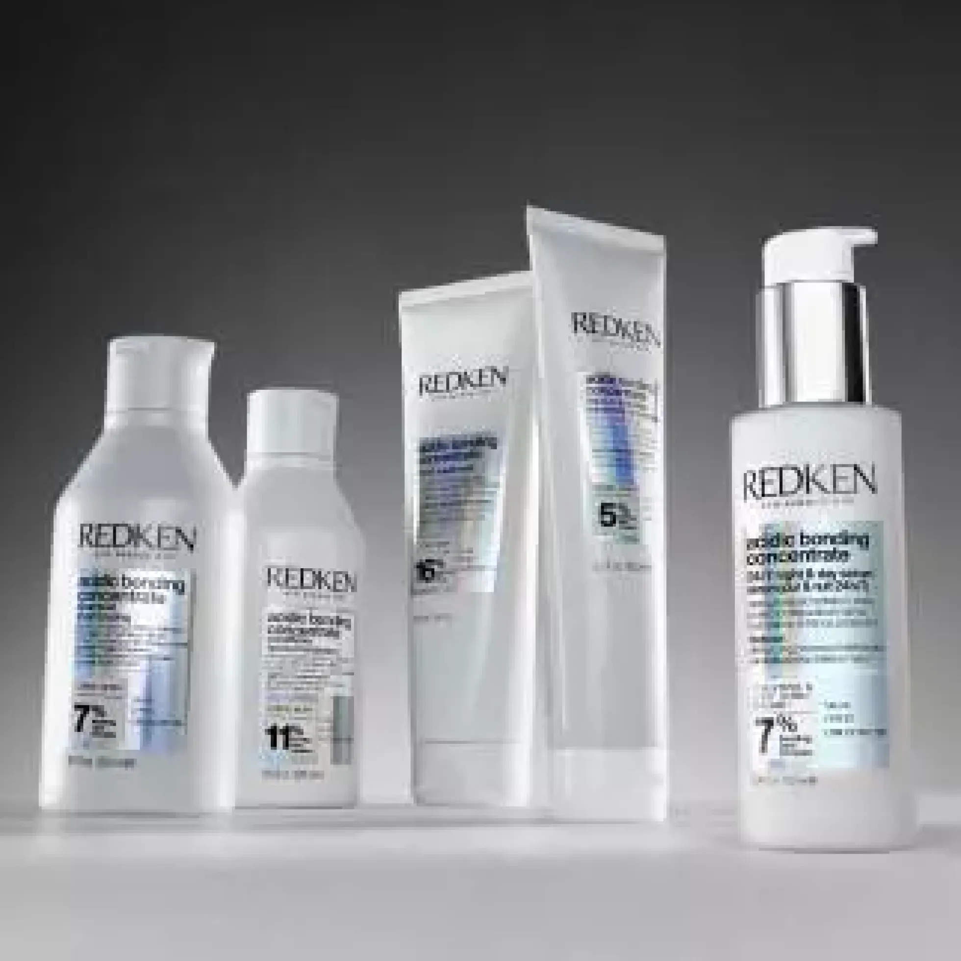 RedkenAcidic Bonding Concentrate Conditioner 300 ml