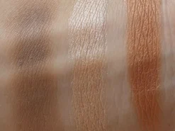 Revolution Beauty London Ultra Brightening Contour Kit Ultra Light/Medium C04