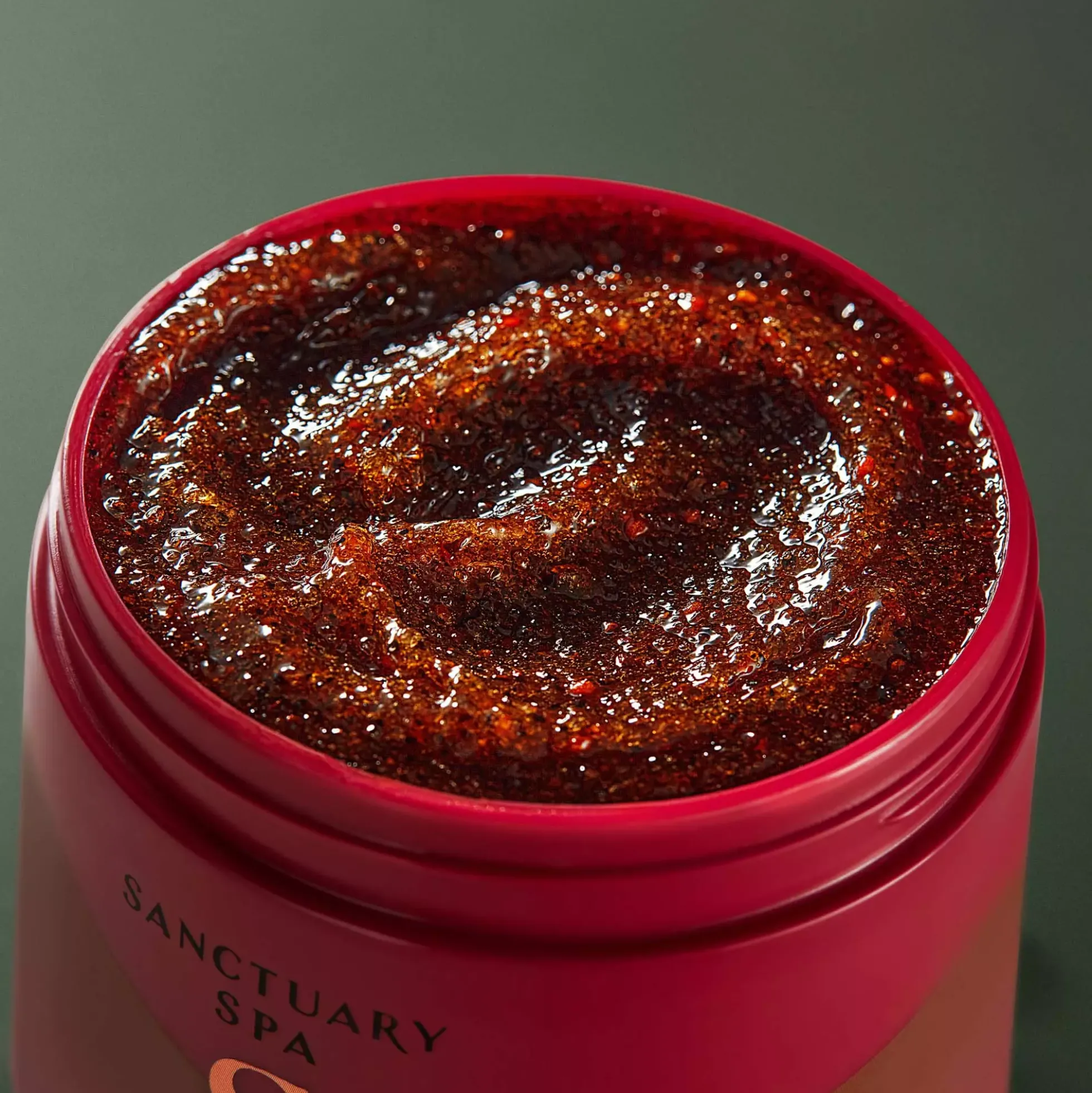 Sanctuary SpaRuby Oud Natural Oils Coffee Scrub 300 ml
