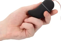 ShotsShots Toys Wireless Vibrating G-Spot Egg Medium Black