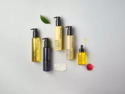 Shu UemuraEssence Absolue nourishing universal hair & skin Balm 150 ml