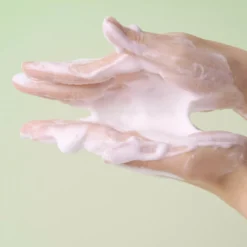 SKIN1004 Madagascar Centella Tea-Trica BHA Foam 125 ml
