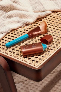 ST.Tropez Tantour & Applicator Brush