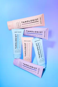 Tanologist Daily Glow Gradual Hydrating Medium/Dark