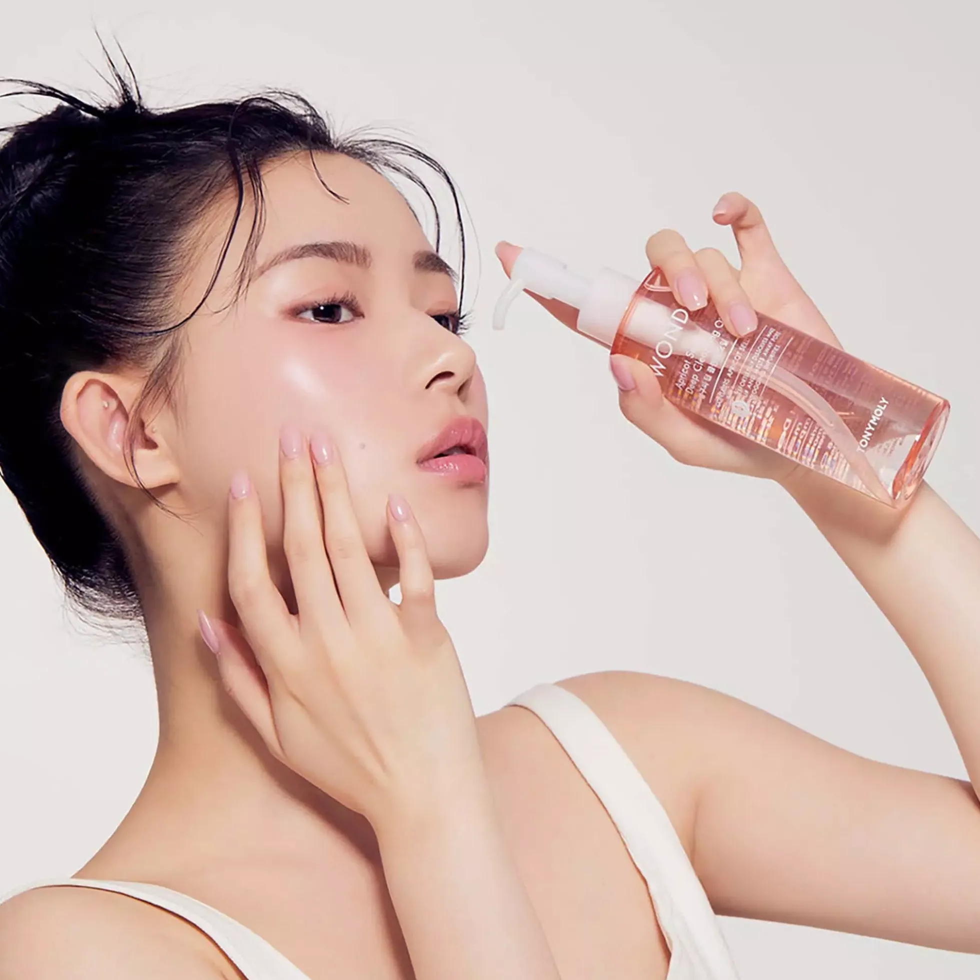 Tonymoly WONDER Apricot Deep Cleansing Oil 190 ml