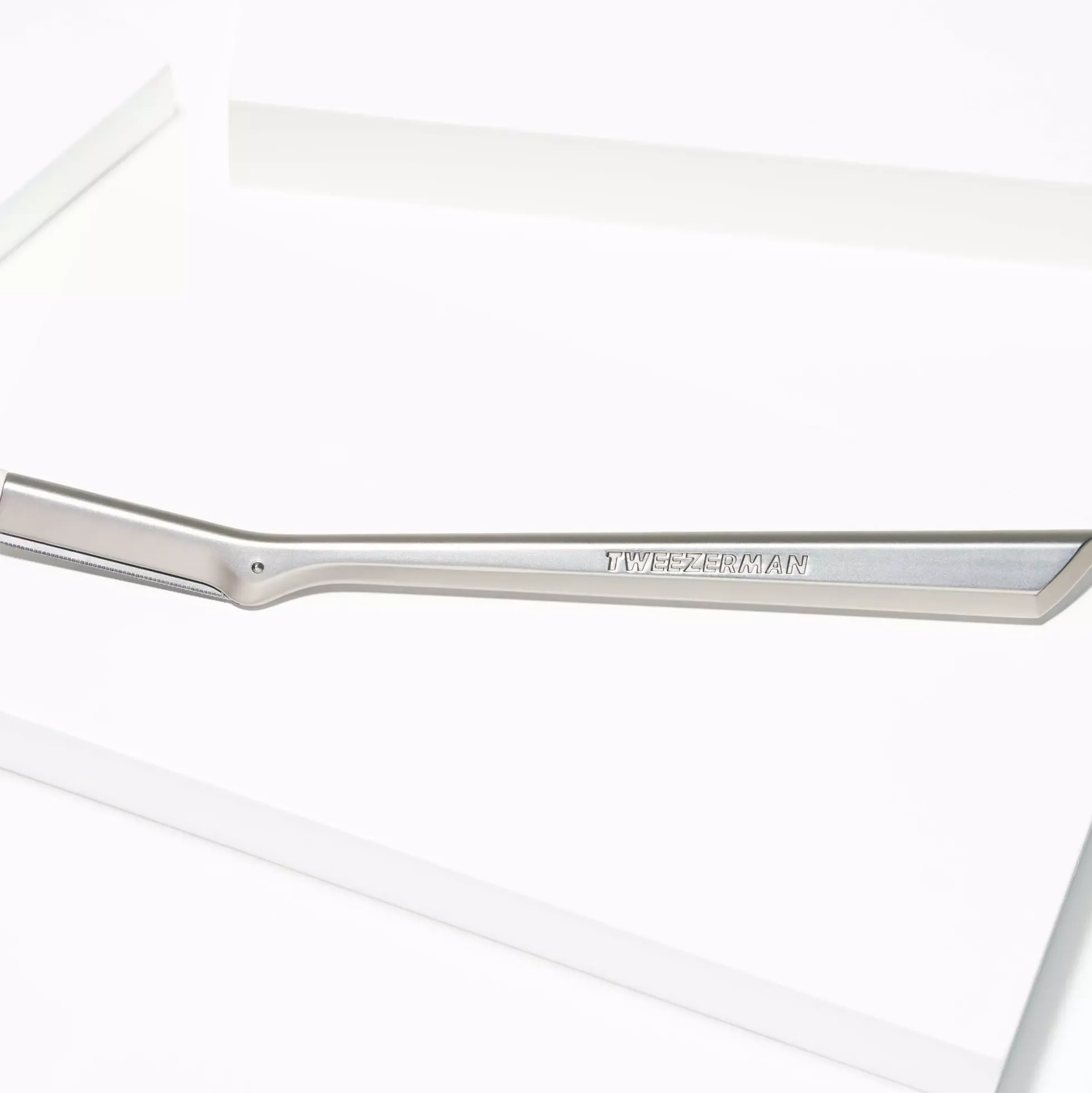 Tweezerman Facial Razor Silver