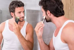 Wahl Travel Shaver Gold